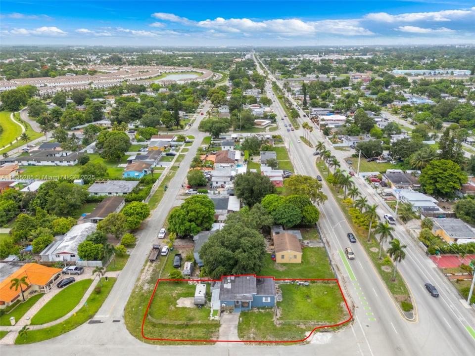 2225 NW 122nd St, Miami, Floride 33167, États-Unis