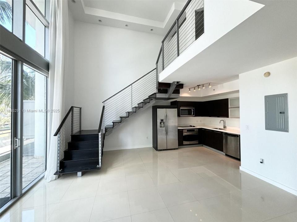 90 SW 3rd St TH304, Miami, フロリダ 33130, アメリカ合衆国