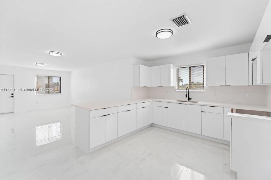 11997 SW 218th St 1, Miami, フロリダ 33170, アメリカ合衆国