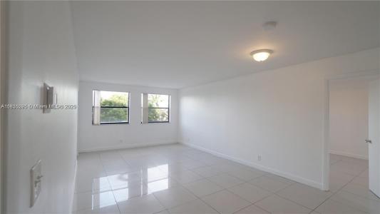 8100 Geneva Ct 343, Doral, Florida 33166, USA