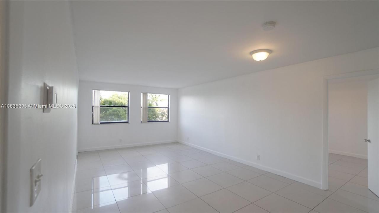 8100 Geneva Ct 343, Doral, Florida 33166, Estados Unidos
