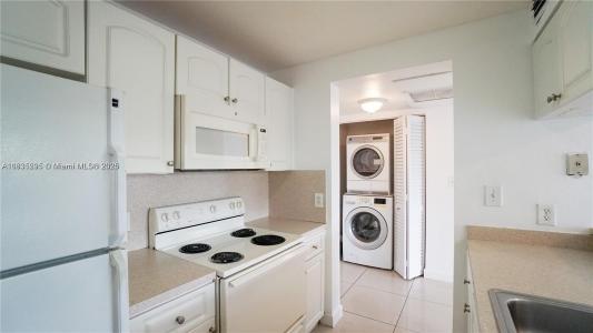 8100 Geneva Ct 343, Doral, Florida 33166, USA