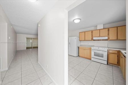 508 Holyoke A, Lake Worth, Florida 33467, USA