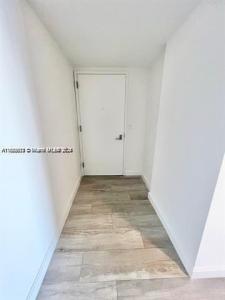 45 SW 9th St 3009, Miami, Florida 33130, USA