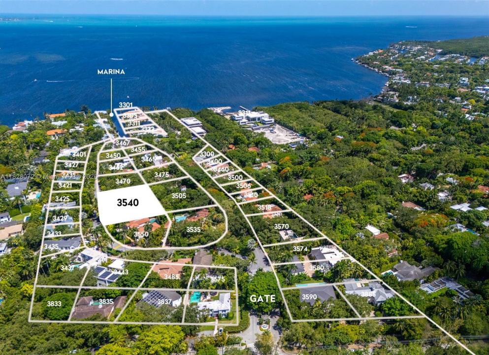 3540 N Moorings Way, Miami, Flórida 33133, Estados Unidos