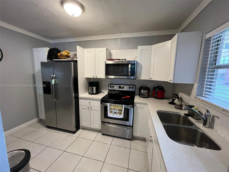 13715 Kendale Lakes Cir A-116, Miami, פלורידה 33183, ארצות הברית של אמריקה 