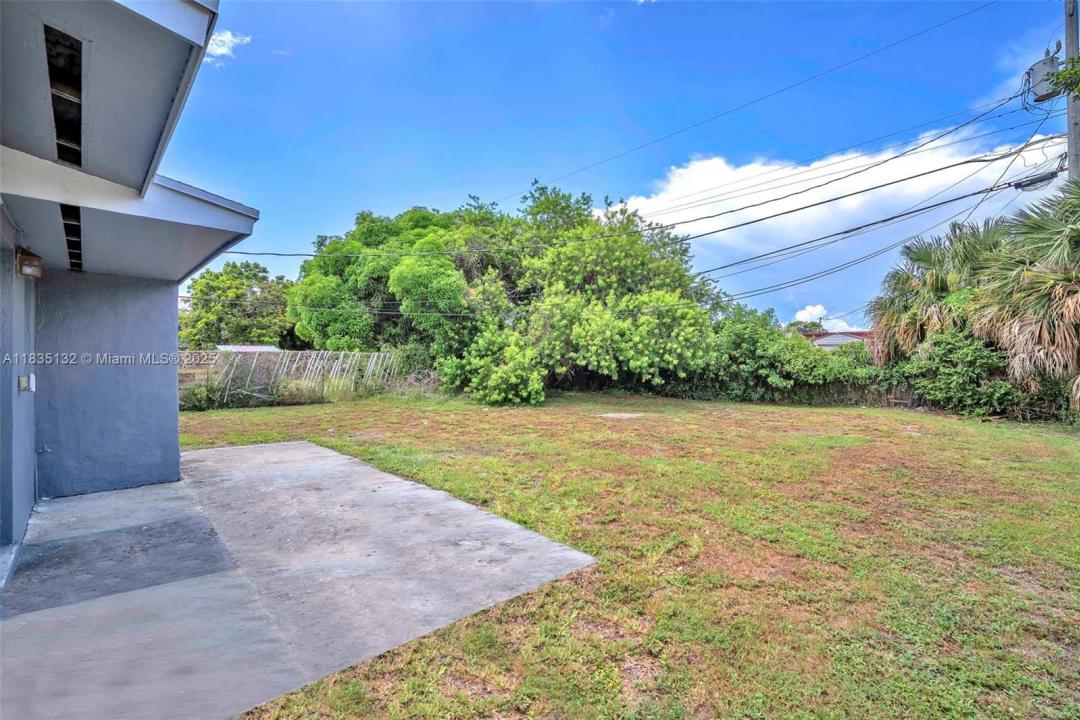 1408 9th St, West Palm Beach, Florida 33401, USA