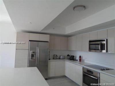 2600 E Hallandale Beach Blvd T301, Hallandale Beach, Florida 33009, USA