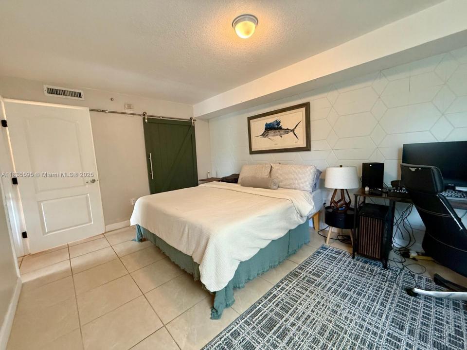 280 SW 20th Rd 404, Miami, フロリダ 33129, アメリカ合衆国