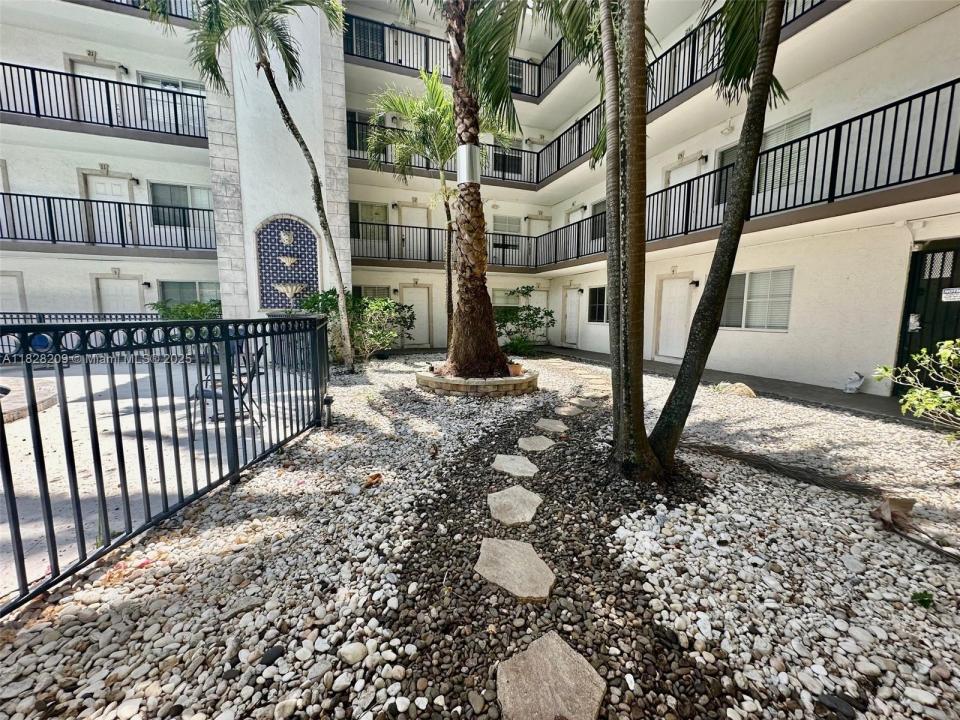 924 SE 2nd St 9, Fort Lauderdale, Florida 33301, Amerika Birleşik Devletleri
