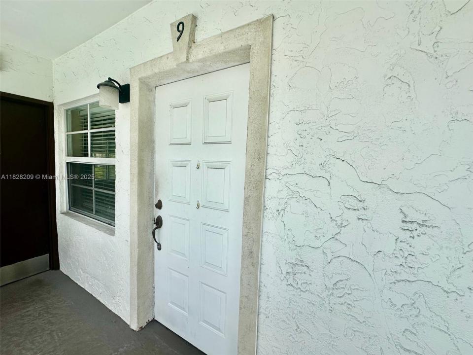 924 SE 2nd St 9, Fort Lauderdale, Florida 33301, Amerika Birleşik Devletleri