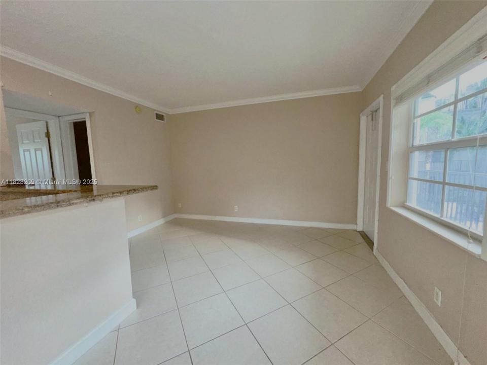 924 SE 2nd St 9, Fort Lauderdale, Florida 33301, Amerika Birleşik Devletleri