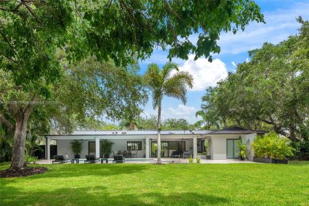 15121 SW 69th Ct, Palmetto Bay, Florida 33158, USA