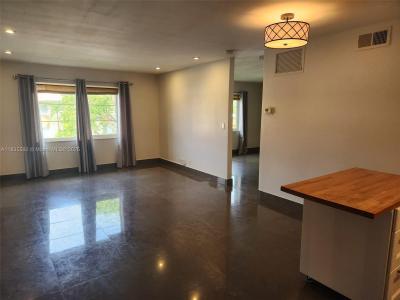 124 NE 19th Ct 206B, Wilton Manors, Florida 33305, USA