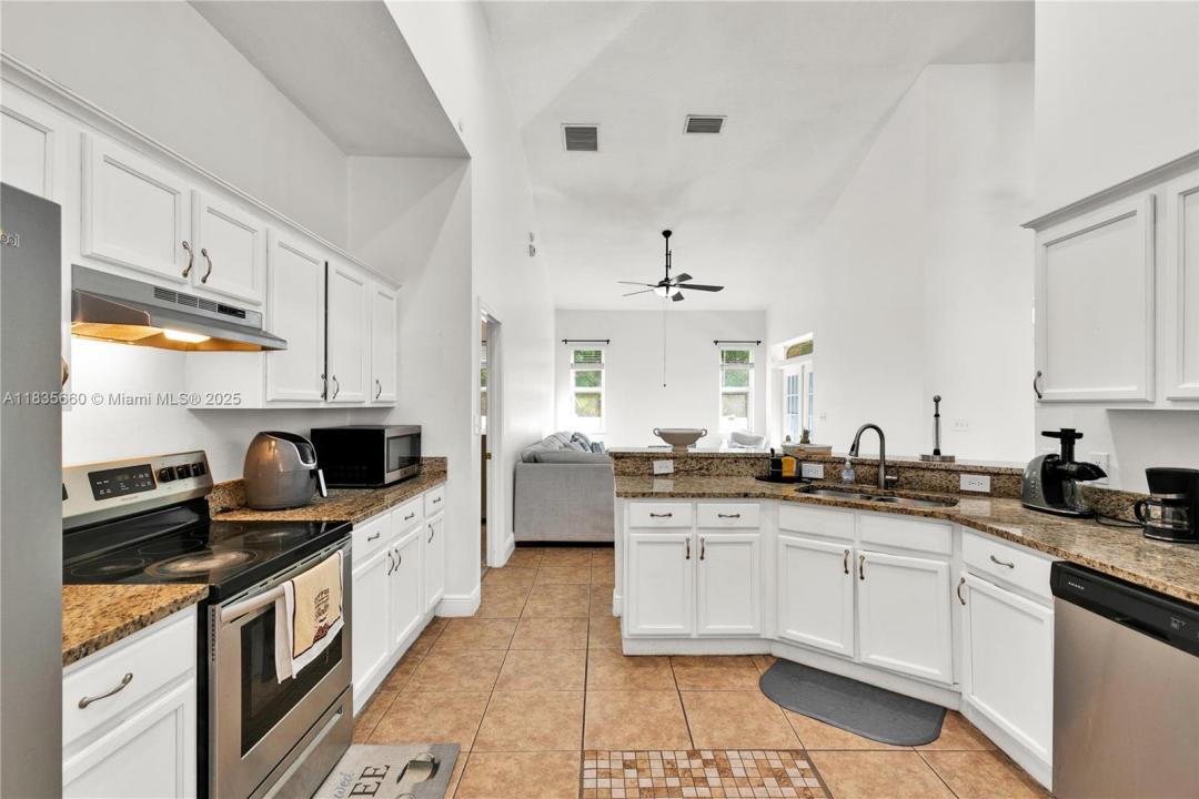 334 colony st, Kissimmee, フロリダ 34758, アメリカ合衆国