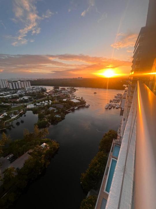 300 Sunny Isles Blvd 4-2306, Sunny Isles Beach, 佛羅里達州 33160, 美國