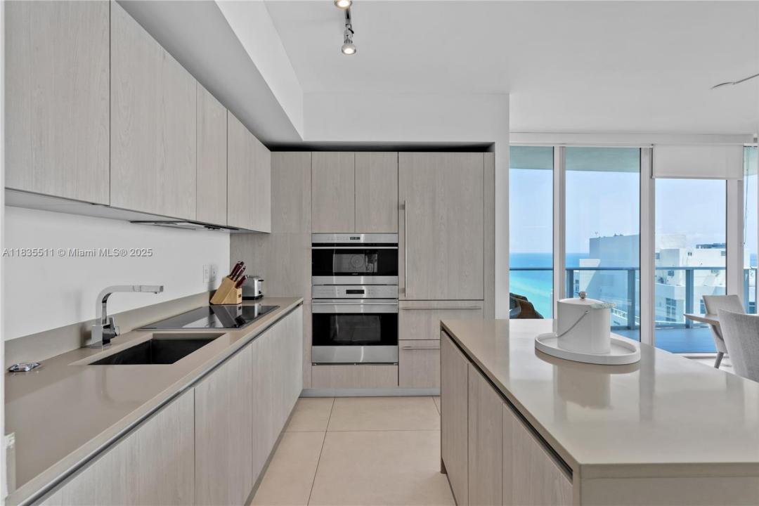 4111 S Ocean Dr 2302, Hollywood, Floride 33019, États-Unis
