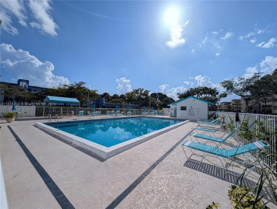 4723 E Lucerne Lakes Blvd E 634, Lake Worth, Флорида 33467, Соединенные Штаты