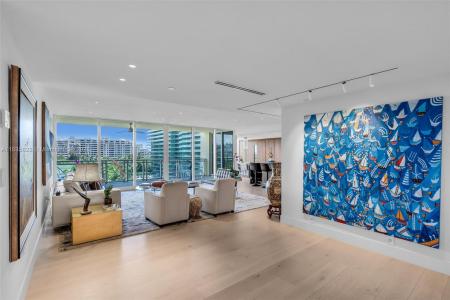 430 Grand Bay Dr 608, Key Biscayne, Florida 33149, USA