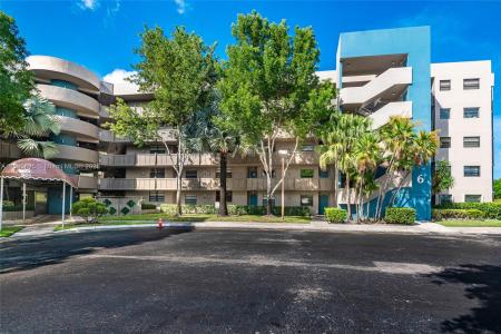901 Colony Point Cir 107, Pembroke Pines, Florida 33026, USA