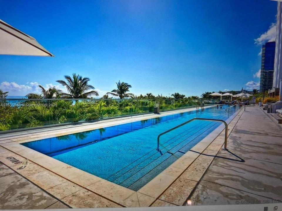 2301 Collins Ave 735, Miami Beach, Florida 33139, USA
