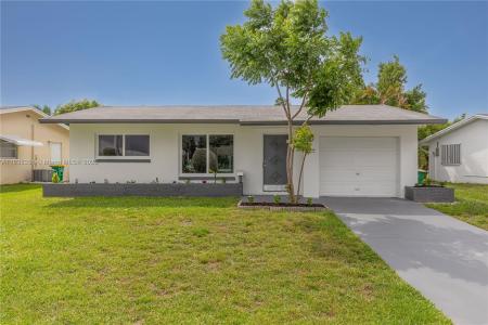 4516 Mainland Dr, Tamarac, Florida 33319, USA
