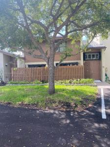 11419 SW 109th Rd 48B, Miami, Florida 33176, USA