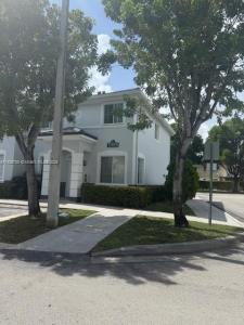 7325   nw 174 te #104, Miami Lakes, Florida 33015, USA
