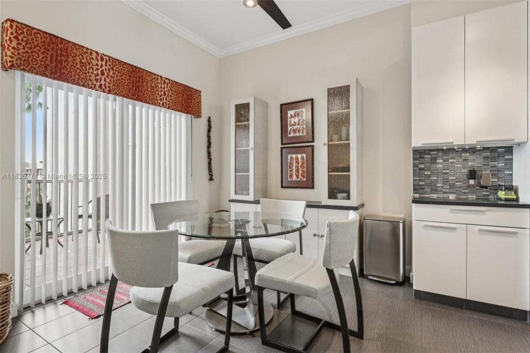 7694 Granville Dr 412E, Tamarac, フロリダ 33321, アメリカ合衆国