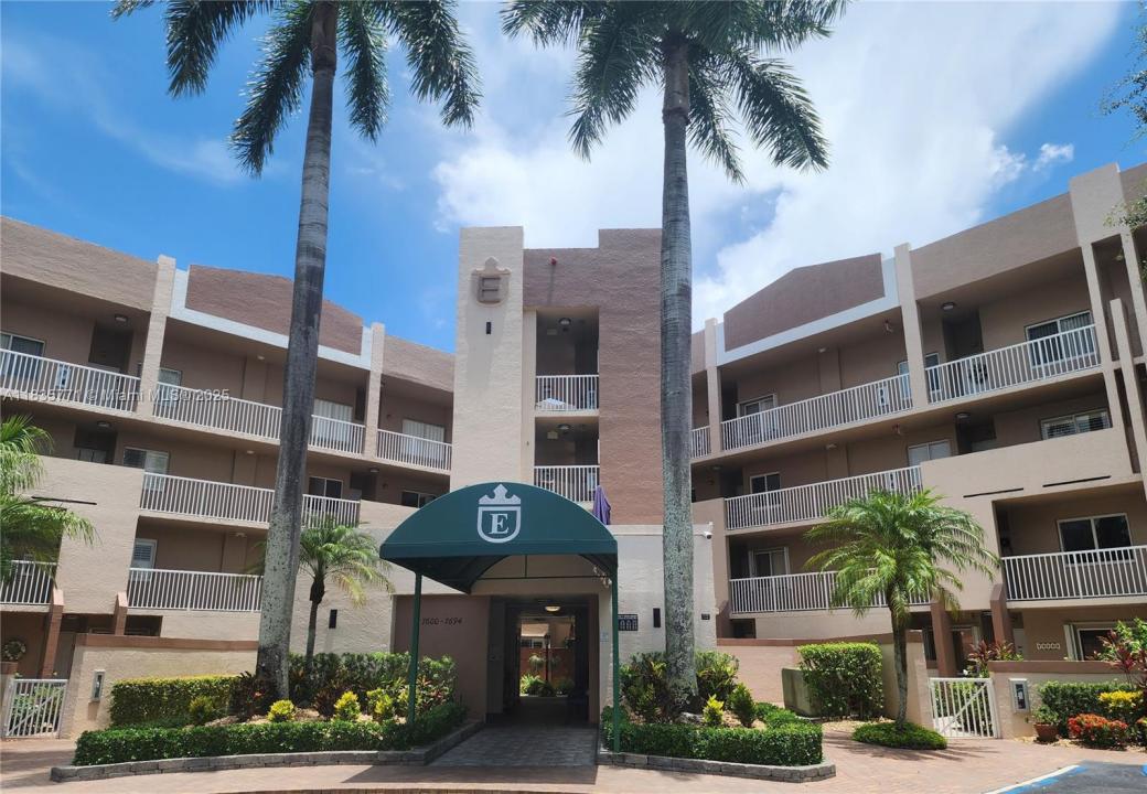 7694 Granville Dr 412E, Tamarac, フロリダ 33321, アメリカ合衆国