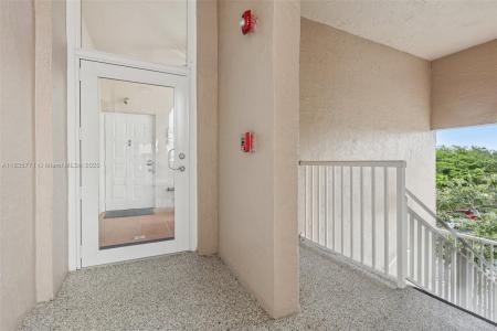 7694 Granville Dr 412E, Tamarac, Florida 33321, USA