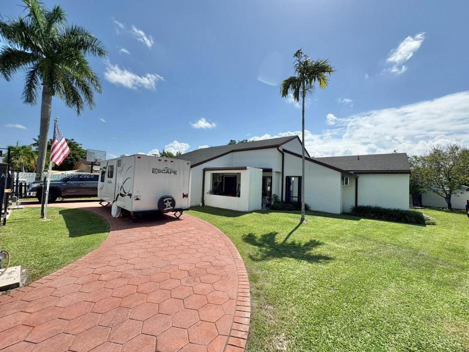 11920 SW 132nd Ave, Miami, 佛罗里达州 33186, 美国