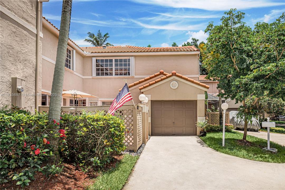 11127 Long Boat Dr, Cooper City, Florida 33026