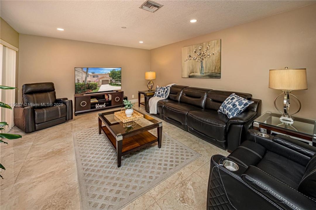 11127 Long Boat Dr, Cooper City, Florida 33026