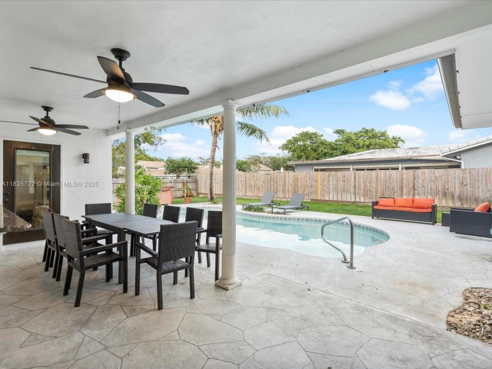 5191 Sarazen Dr, Hollywood, Florida 33021, Estados Unidos