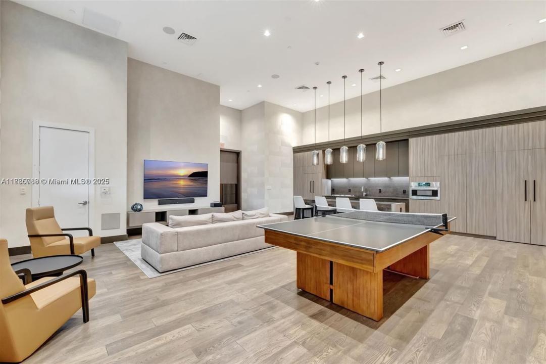 4100 Island Blvd 701, Aventura, 佛罗里达州 33160, 美国