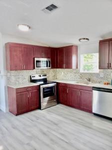 220 NE 12th Ave 168, Homestead, Florida 33030, USA