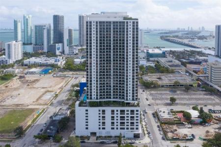 1600 NE 1st Ave 3210, Miami, Florida 33132, USA