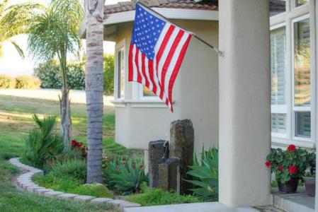 Taryn Court, Hollister, California 95023, Estados Unidos