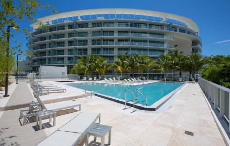 6620 Indian Creek Dr 607, Miami, Florida 33141, USA