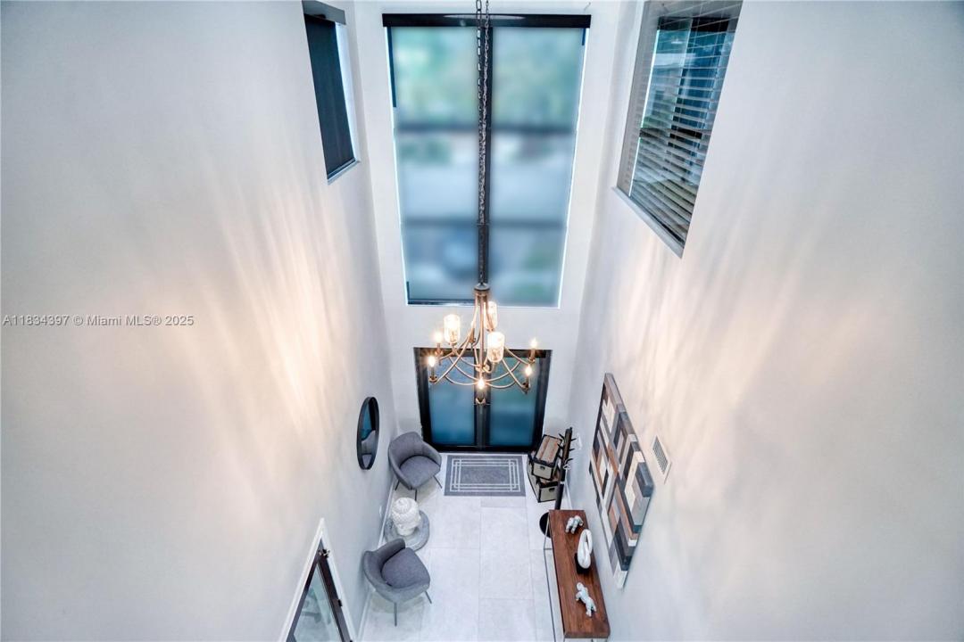 13300 Biscayne Bay Ter, North Miami, פלורידה 33181, ארצות הברית של אמריקה