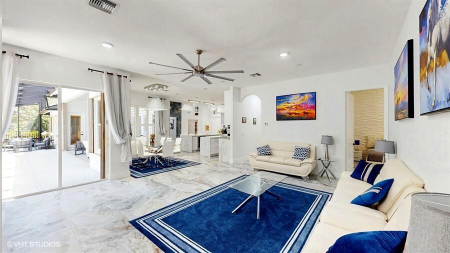 15700 Carrera Lane, LAKEFIELD OF THE LANDINGS, Wellington, Florida 33414, HOA KỲ