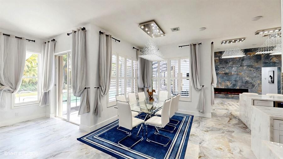 15700 Carrera Lane, LAKEFIELD OF THE LANDINGS, Wellington, Florida 33414, HOA KỲ