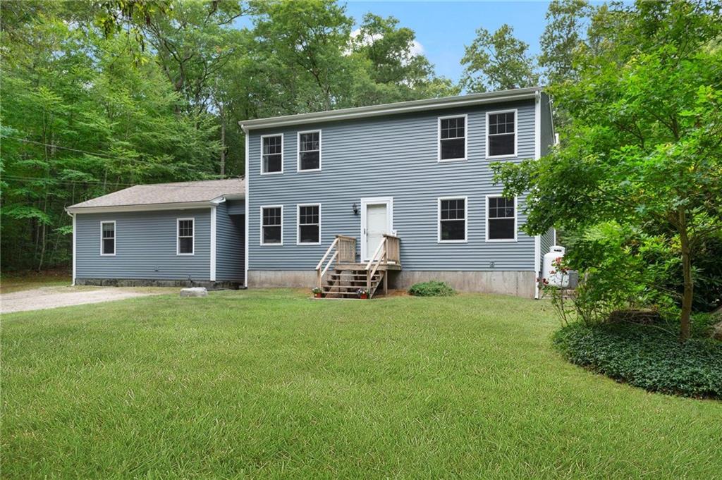 219 Fenner Hill Road, Hopkinton, Rhode Island 02832