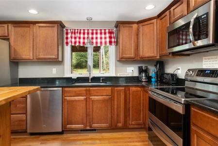 219 Fenner Hill Road, Hopkinton, Rhode Island 02832