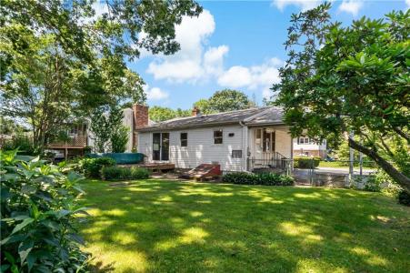 55 Wayland Trail, Narragansett, RI 02882, USA