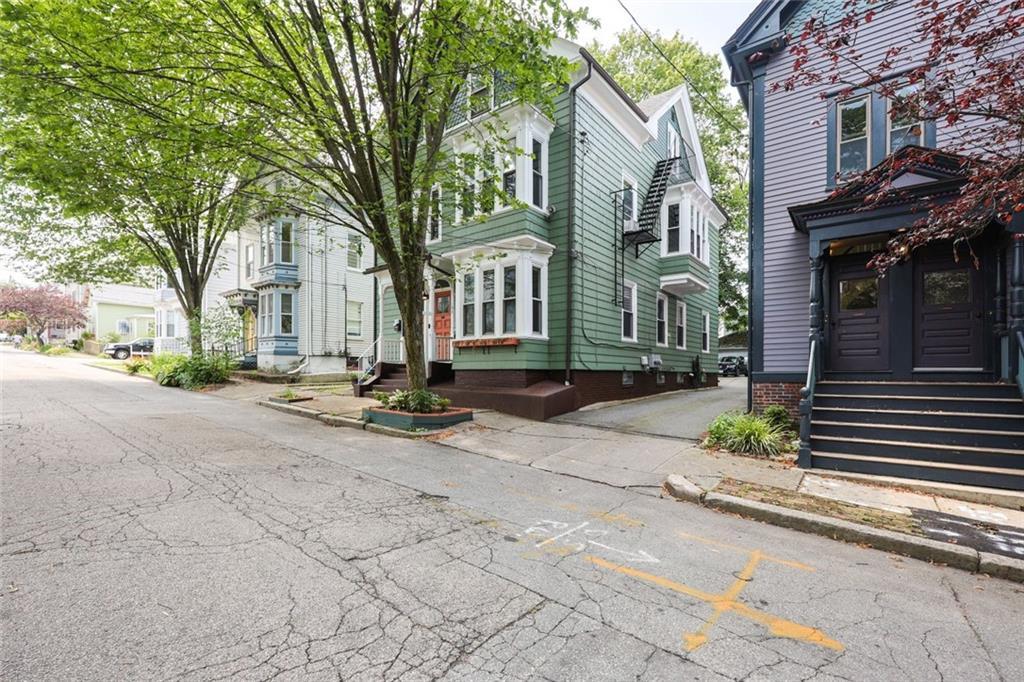 193 Howell Street 3, Providence, Rhode Island 02906, États-Unis