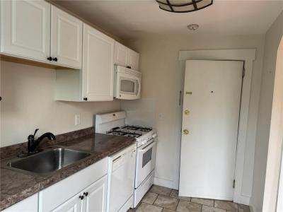 38 Freebody Street 208, Newport, RI 02840, USA