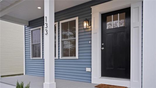 133 Graystone Street, Warwick, Rhode Island 02886