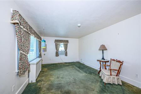 117 Wolcott Avenue, Middletown, Rhode Island 02842